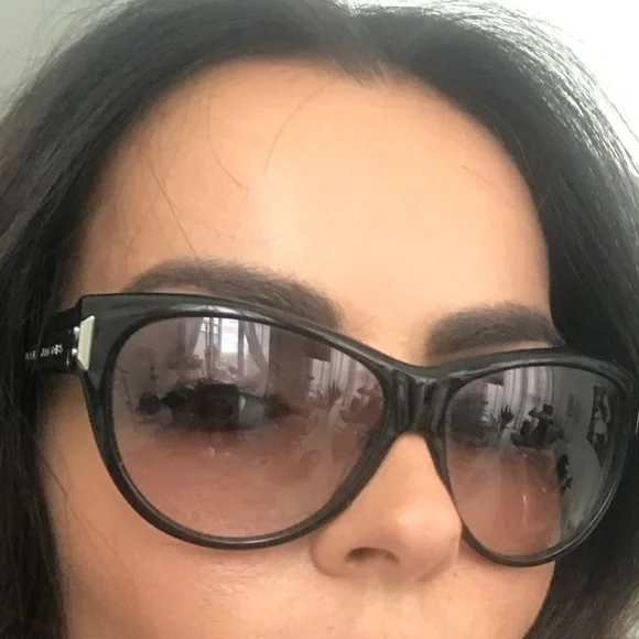 Cat eye style Marc jacobs sunglasses - Picture 7 of 10